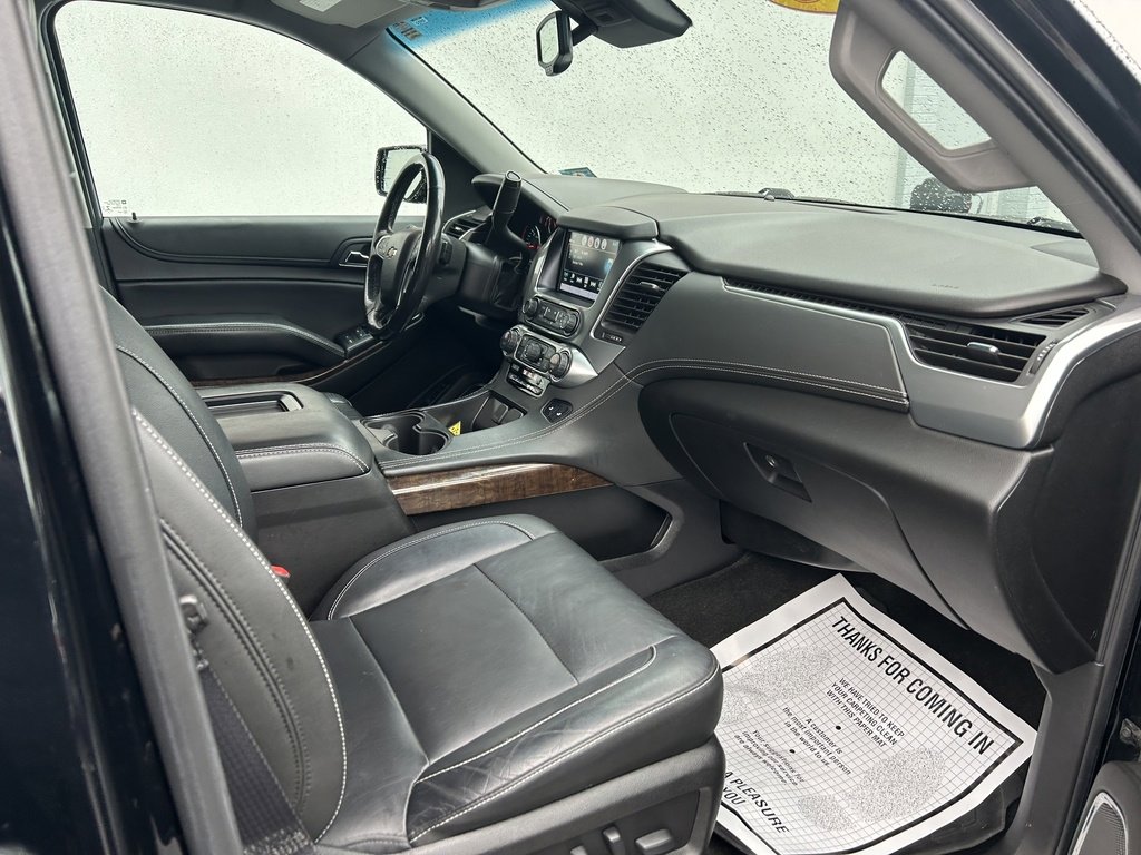 Used 2018 Chevrolet Tahoe LT w/ Luxury Package image 16