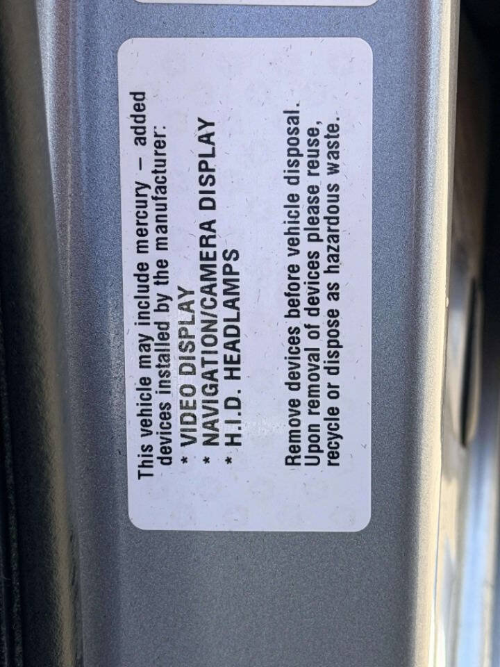 Used 2014 Chrysler 300 C w/ Light Group AWD/4WD image 16