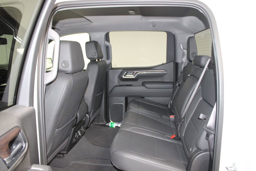 Used 2025 GMC Sierra 1500 SLT image 19
