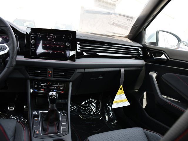 New 2026 Volkswagen Jetta GLI Autobahn FWD image 19