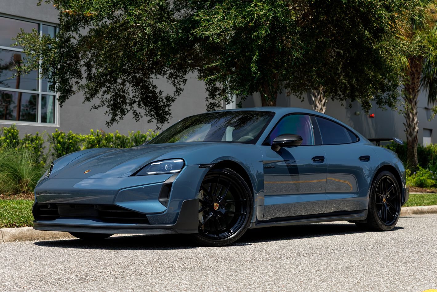 Used 2025 Porsche Taycan Turbo GT AWD/4WD image 34