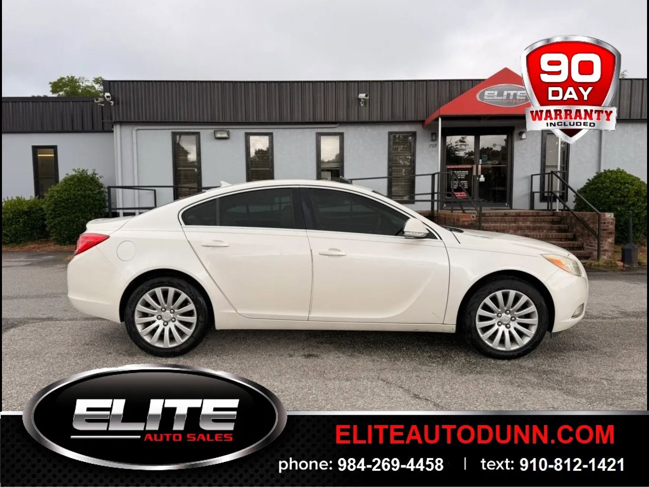 Used 2012 Buick Regal Leather FWD image 1