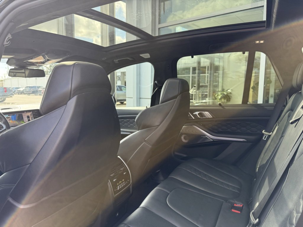 Used 2021 BMW X5 M w/ Executive Package image 33