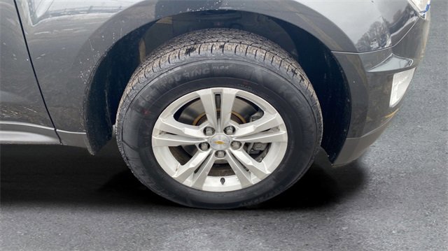 Used 2017 Chevrolet Equinox LT w/ Convenience Package image 18