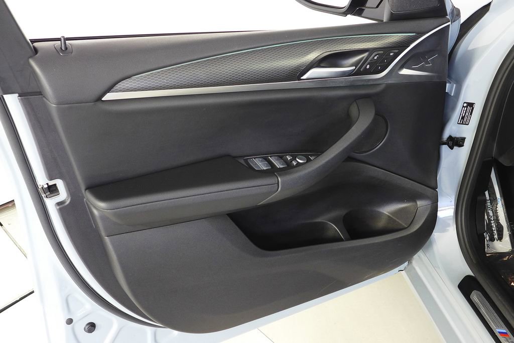 Used 2023 BMW X3 sDrive30i w/ M Sport Package RWD image 11