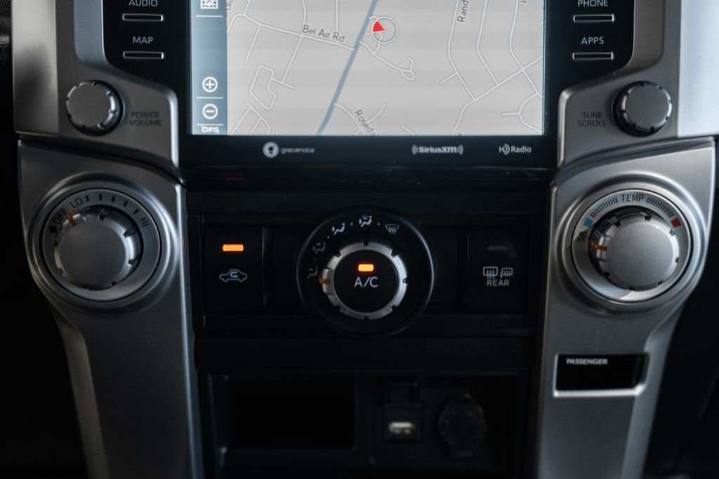 Used 2020 Toyota 4Runner SR5 Premium w/ Moonroof Package AWD/4WD image 22