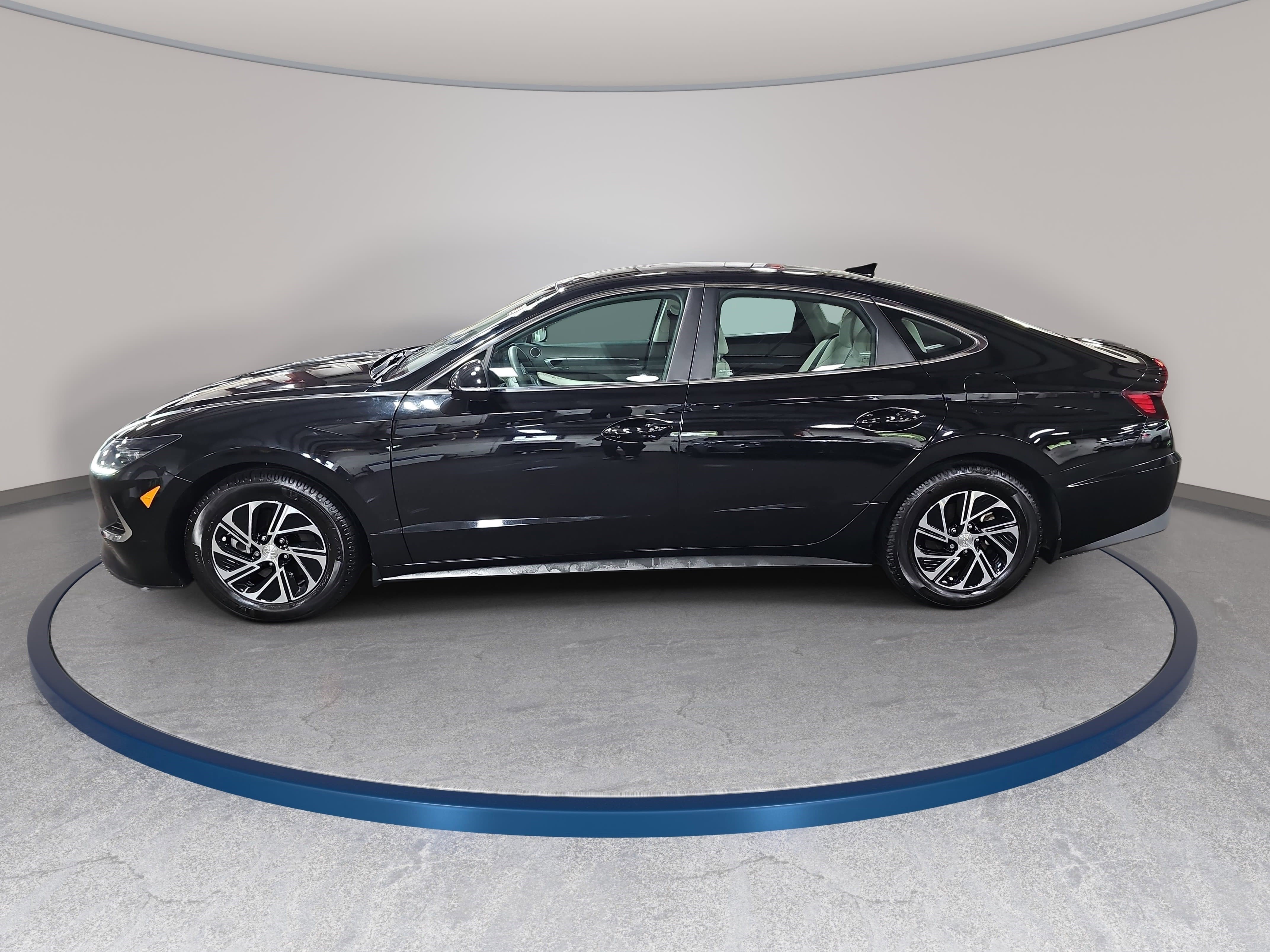 Used 2023 Hyundai Sonata Blue FWD image 8