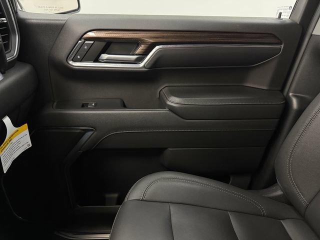Used 2024 Chevrolet Silverado 1500 LT w/ Leather Package RWD image 23