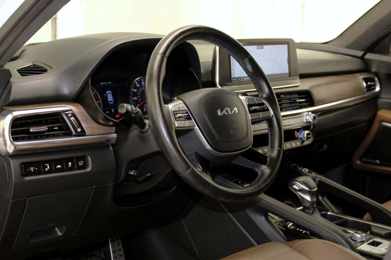 Used 2022 Kia Telluride SX w/ SX Prestige Package image 31