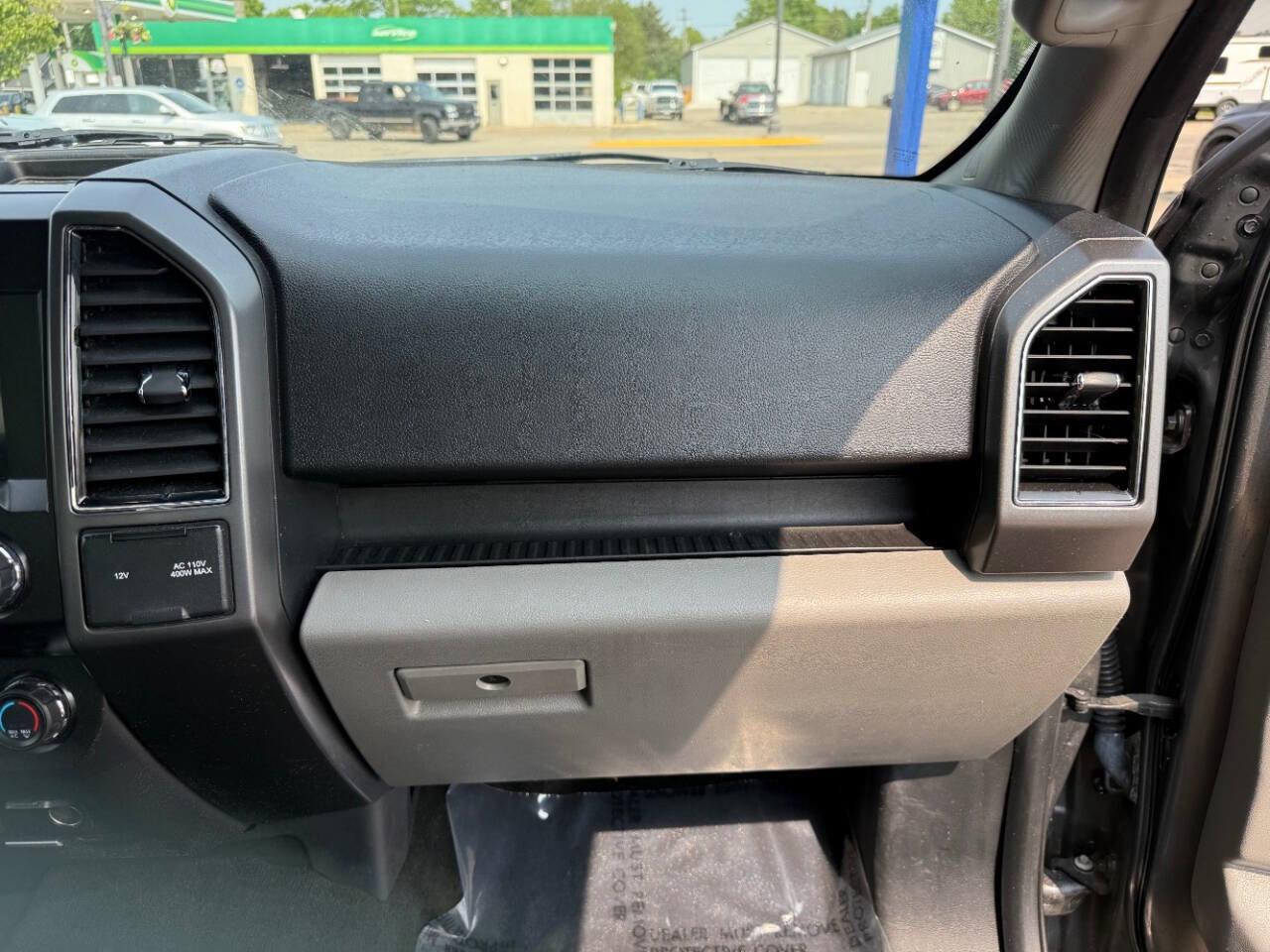 Used 2018 Ford F150 XLT w/ Trailer Tow Package image 33