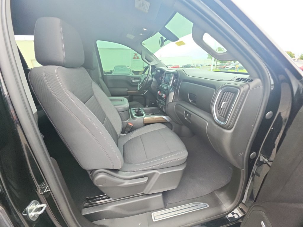 Used 2021 Chevrolet Silverado 1500 RST w/ All Star Edition Plus AWD/4WD image 36
