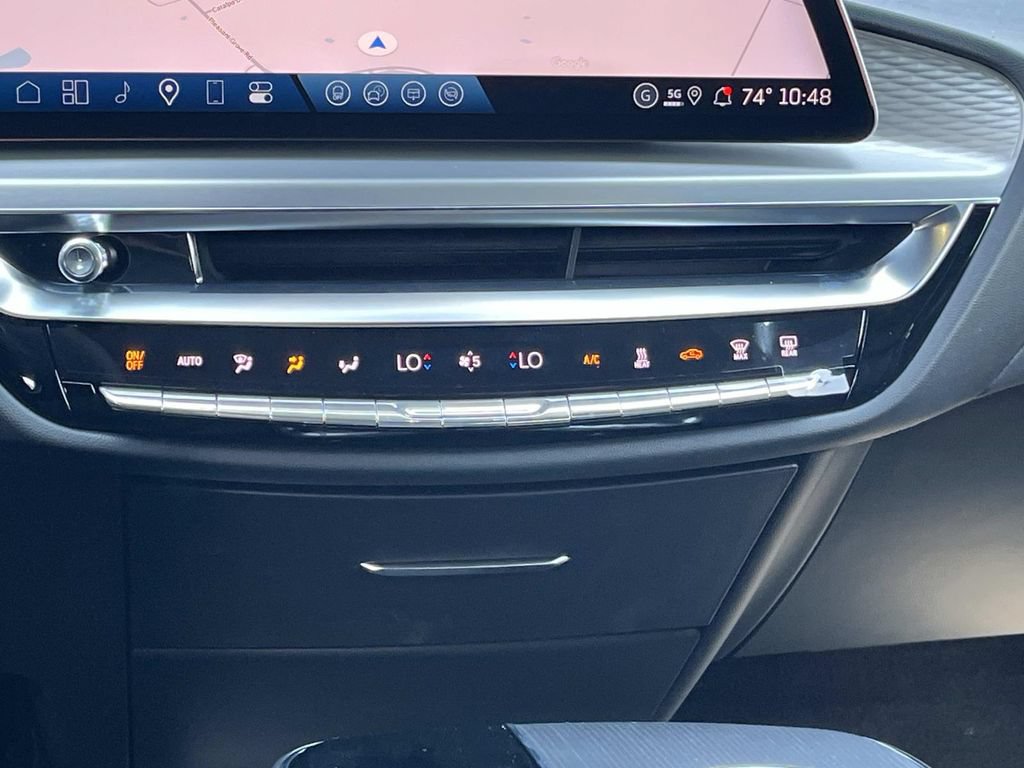New 2026 Cadillac Lyriq Premium Luxury AWD/4WD image 17