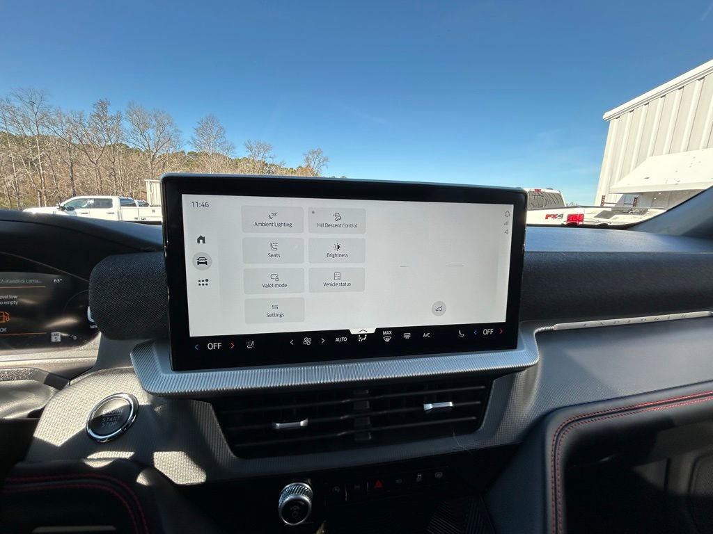 Used 2025 Ford Explorer ST AWD/4WD image 38