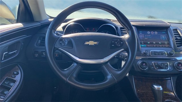 Used 2014 Chevrolet Impala LT w/ Convenience Package image 15