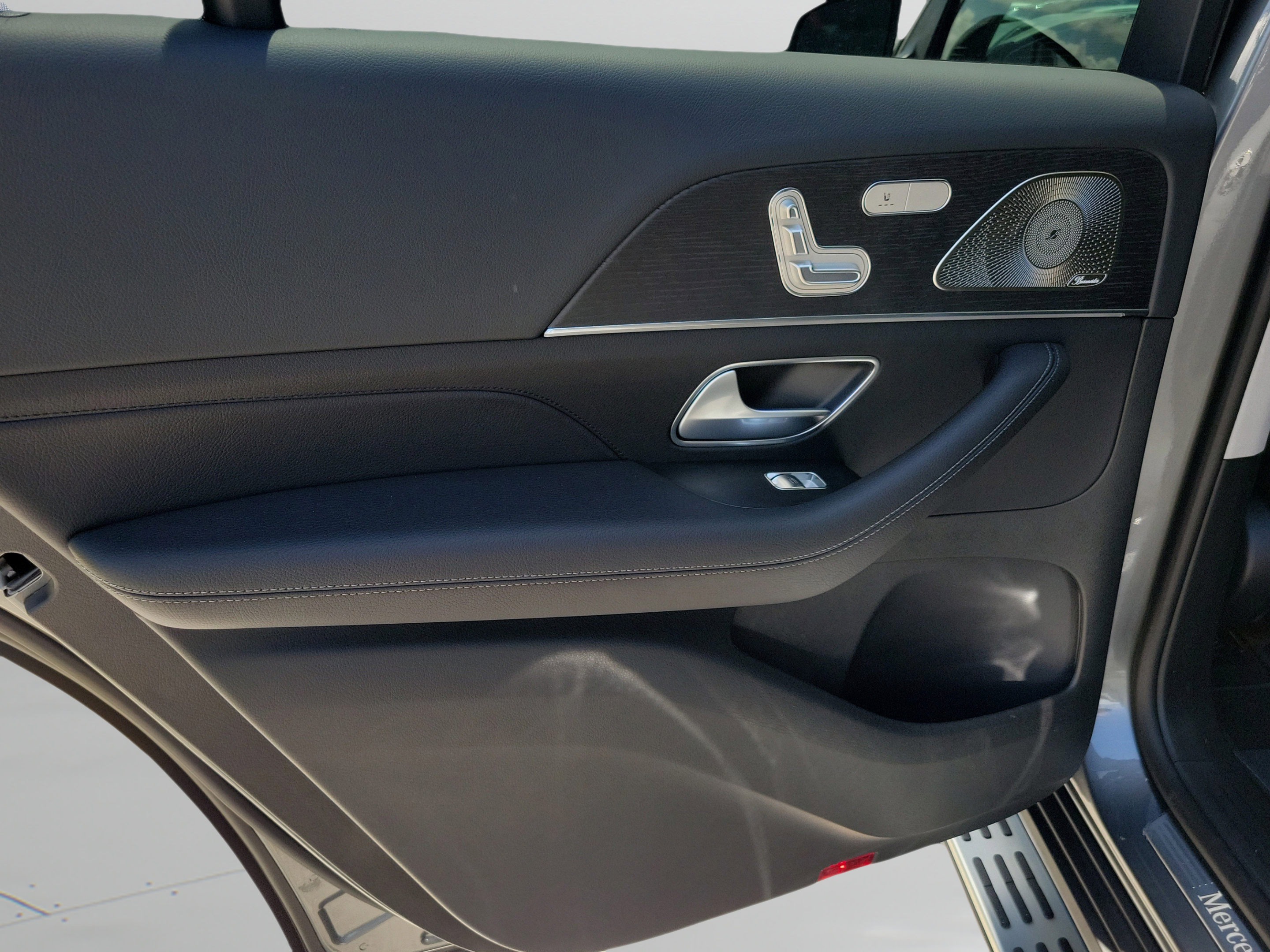 New 2026 Mercedes-Benz GLS 450 4MATIC image 7