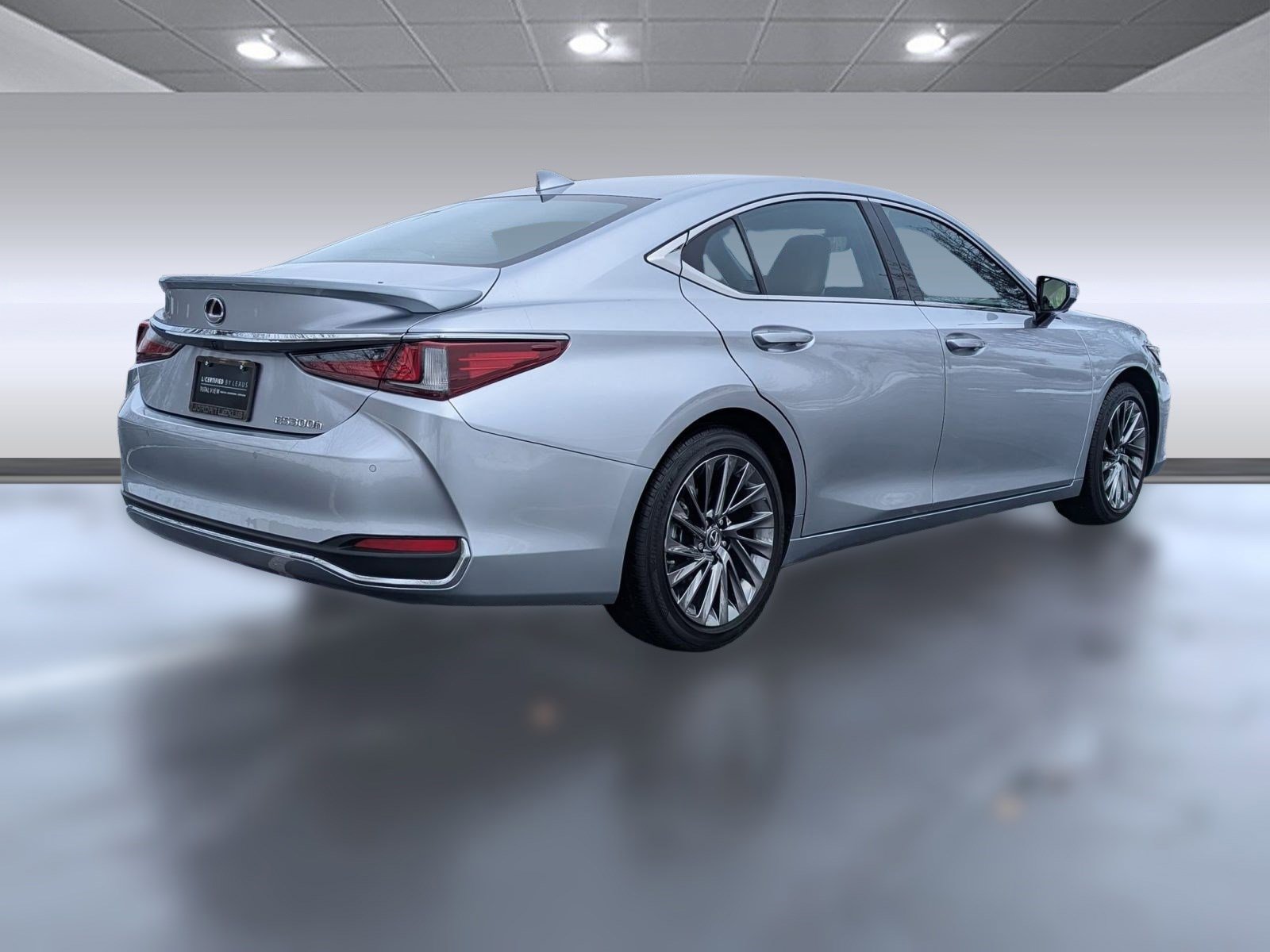 Certified 2025 Lexus ES 300h w/ Luxury Package image 9