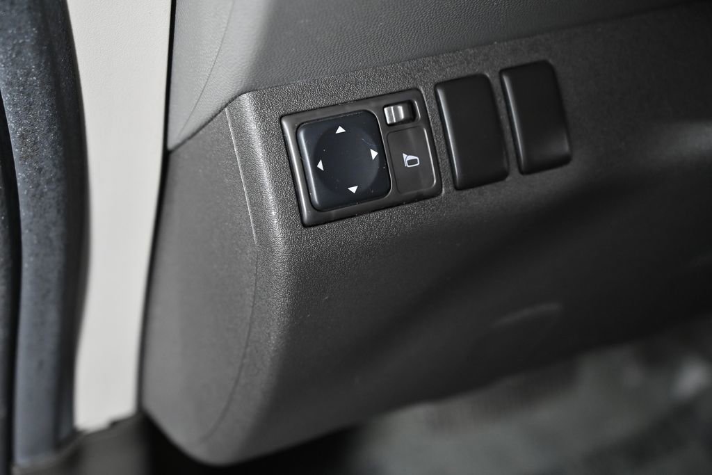 Used 2009 Nissan Xterra S w/ X Gear Pkg image 18