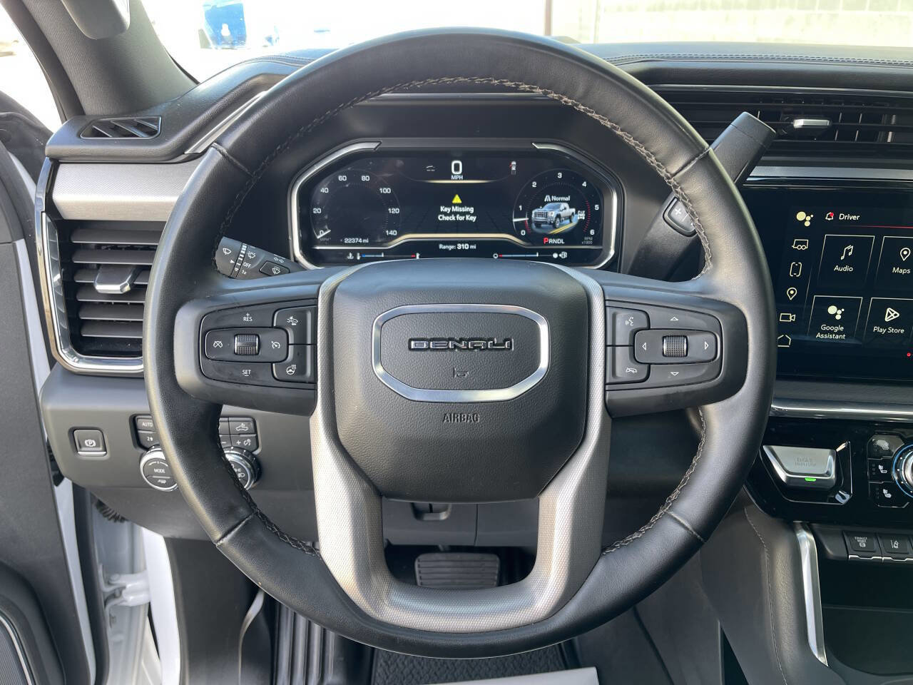 Used 2024 GMC Sierra 3500 Denali w/ Technology Package AWD/4WD image 13