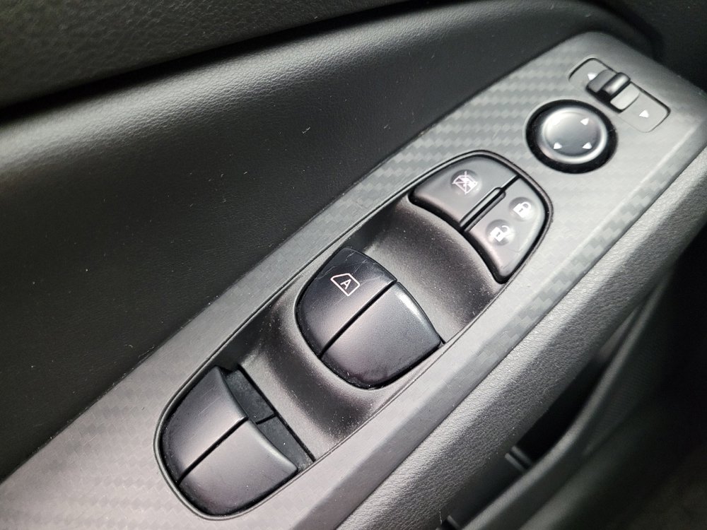 Used 2024 Nissan Altima 2.5 SV image 27