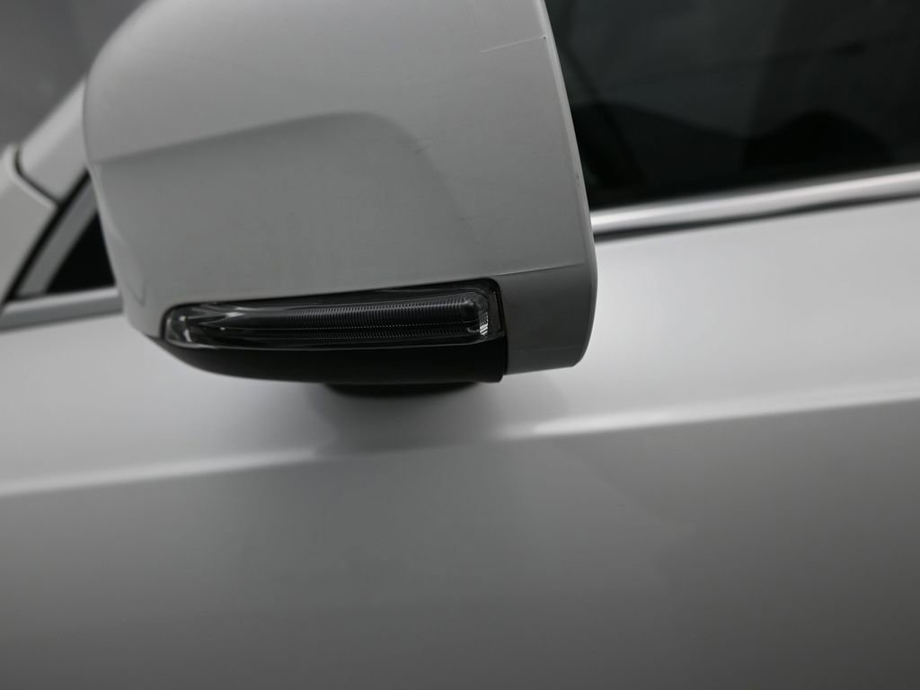 Used 2025 Volvo XC90 B5 Plus image 44