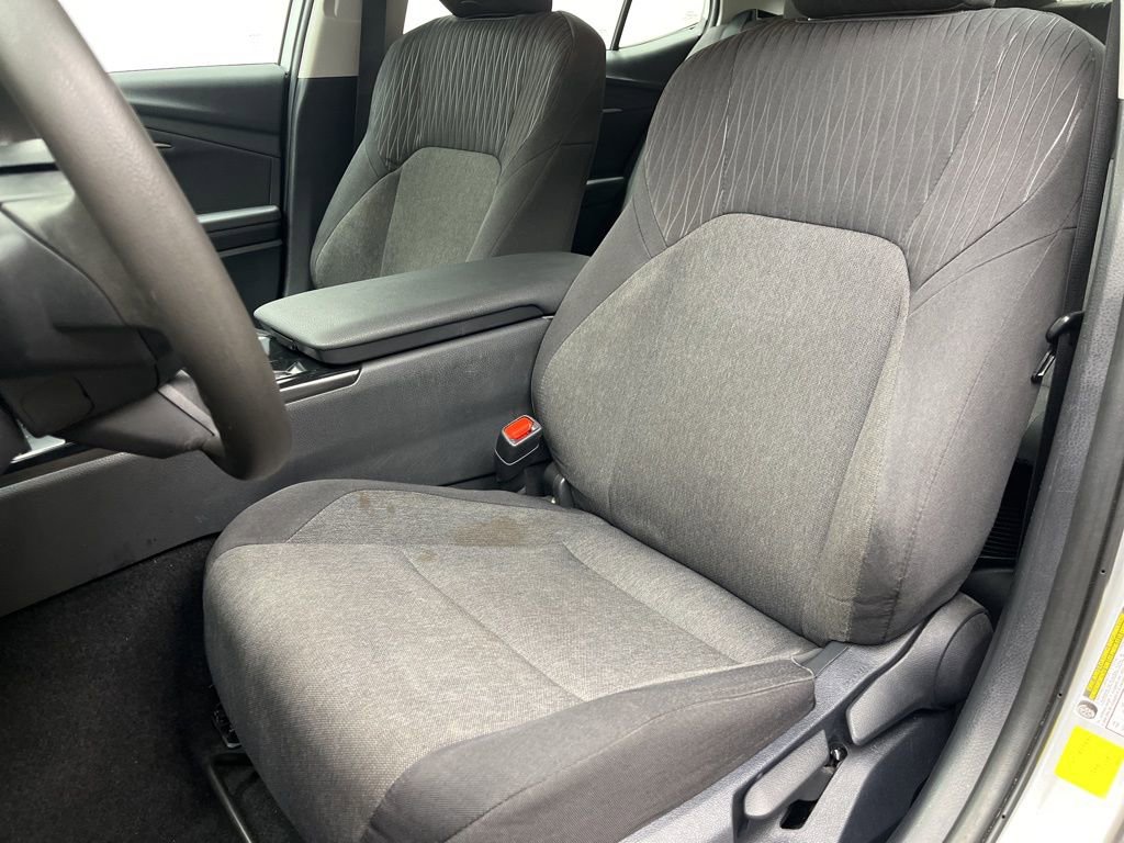Used 2025 Toyota Camry LE FWD image 19