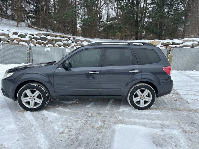 Used 2010 Subaru Forester 2.5X Limited image 2