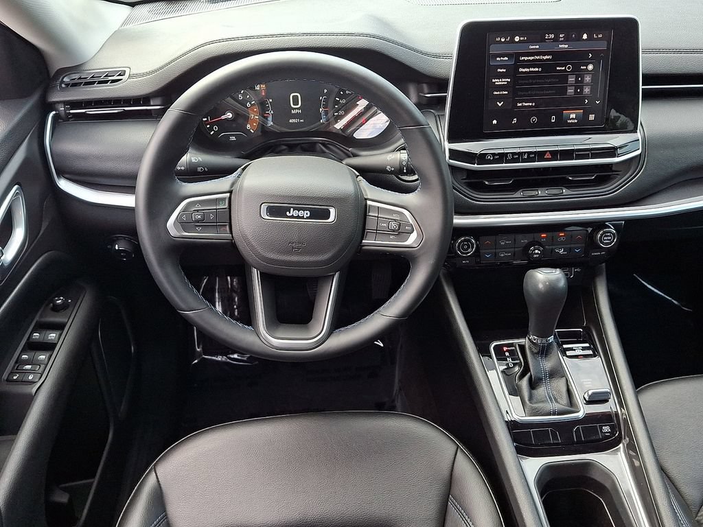 Used 2022 Jeep Compass Latitude w/ Convenience Group AWD/4WD image 12