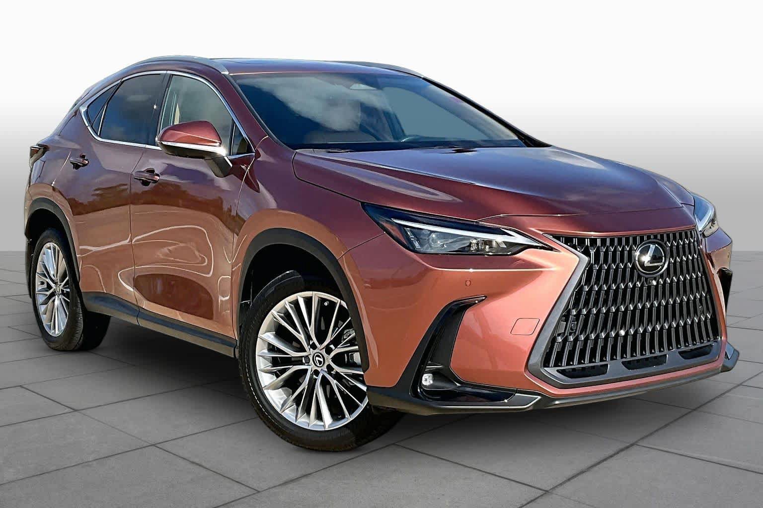 Used 2025 Lexus NX 350 AWD w/ Accessory Package (Z2) image 3