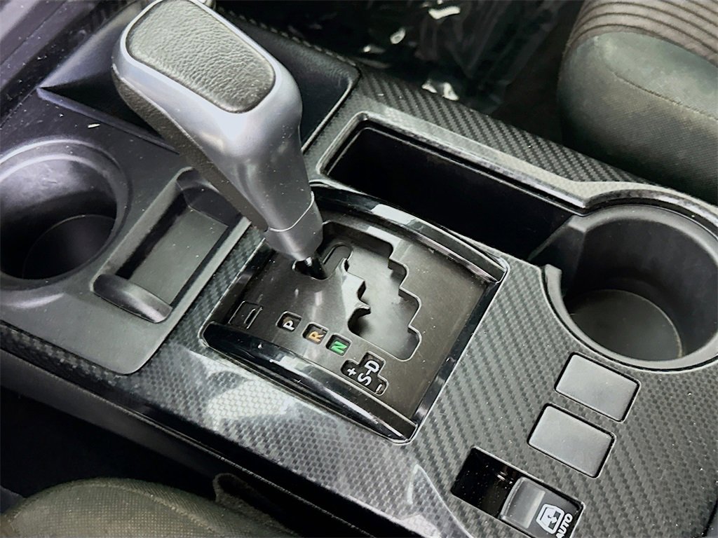 Used 2018 Toyota 4Runner TRD Off-Road image 30