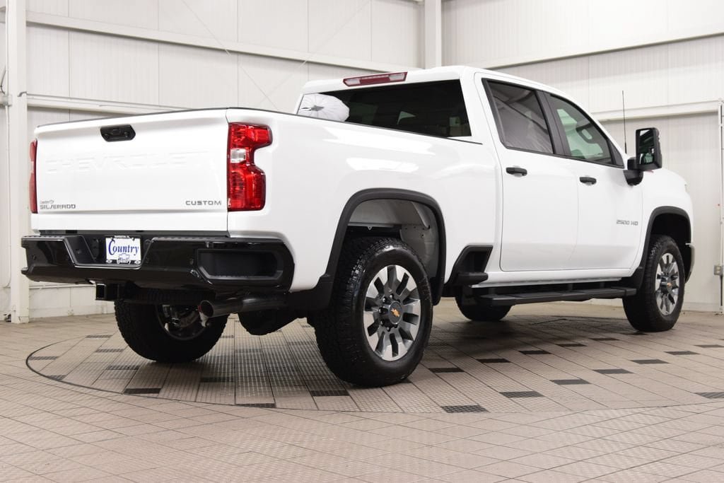 New 2026 Chevrolet Silverado 2500 Custom w/ Custom Value Package AWD/4WD image 8
