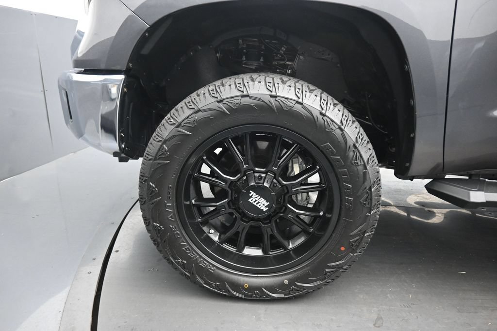 Used 2019 Toyota Tundra SR5 w/ SR5 Upgrade Package RWD image 49