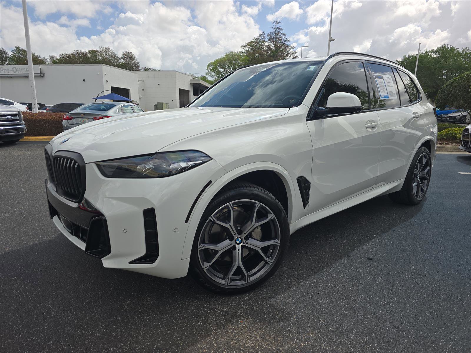 Used 2024 BMW X5 sDrive40i w/ M Sport Package image 27