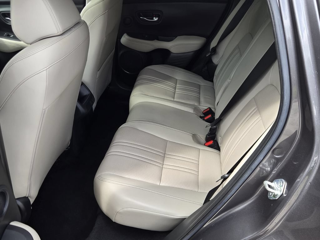 Certified 2025 Honda HR-V EX-L image 11