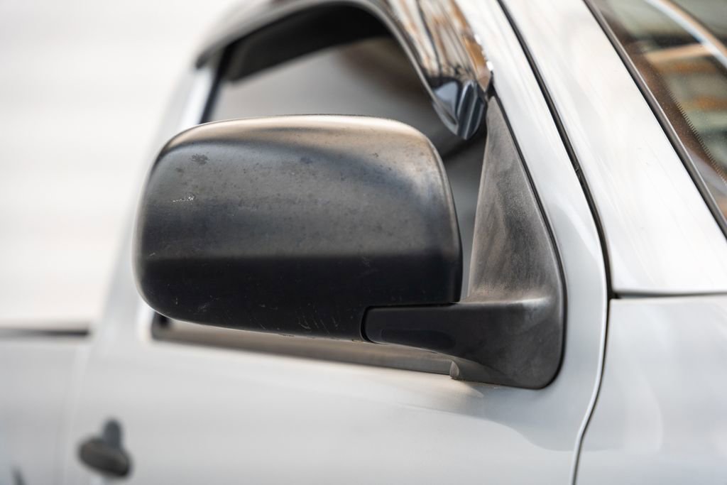 Used 2011 Toyota Tacoma 4x4 Regular Cab image 13