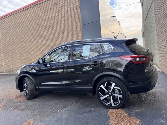 Used 2022 Nissan Rogue Sport SL w/ Premium Package image 30