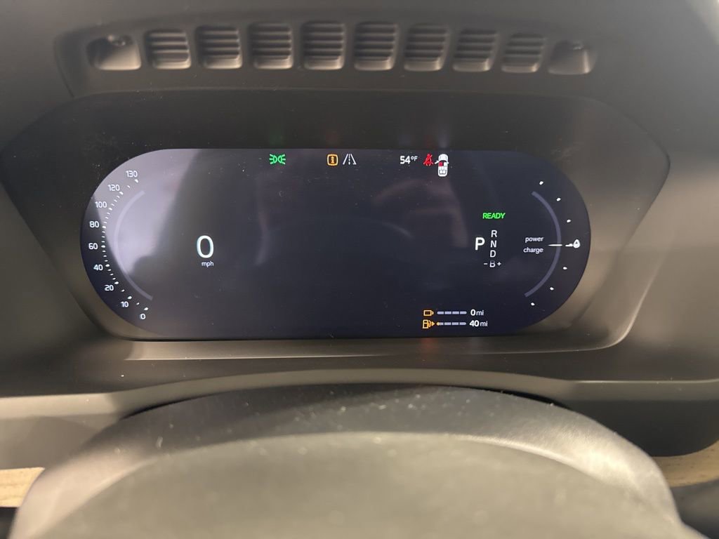 New 2026 Volvo XC90 T8 Plus w/ Protection Package Premier image 12