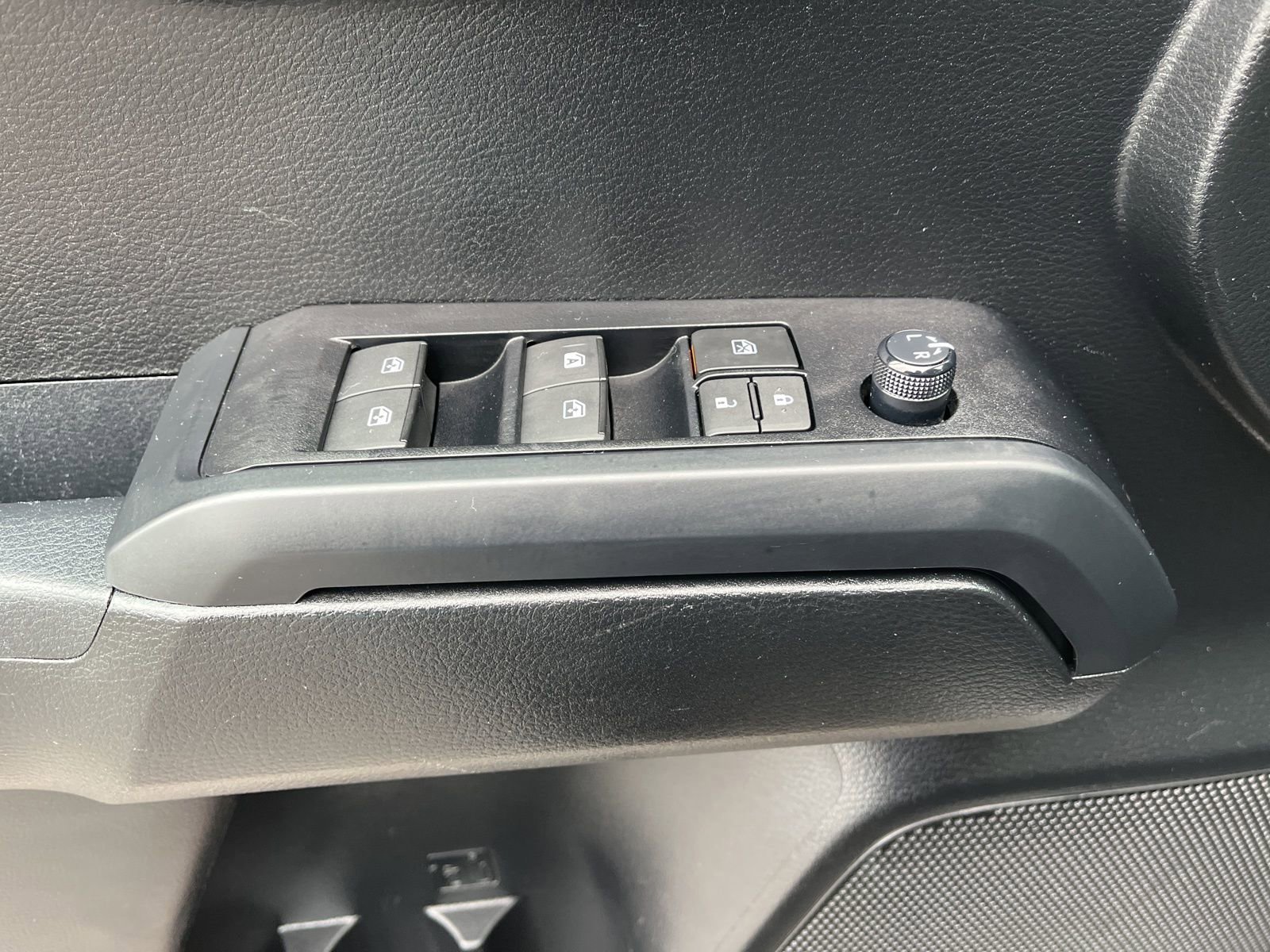 Used 2021 Toyota Tacoma SR image 30