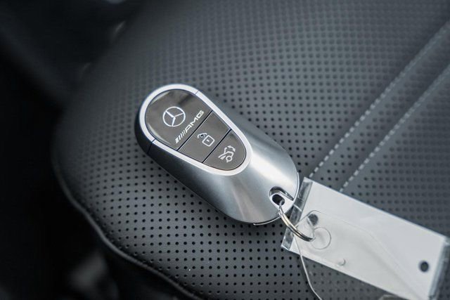 New 2026 Mercedes-Benz E 53 AMG e 4MATIC Sedan image 36