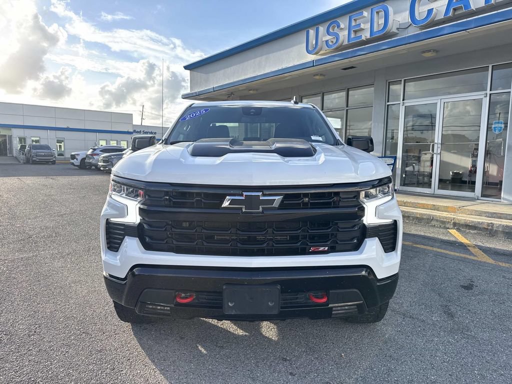 Used 2025 Chevrolet Silverado 1500 LT Trail Boss w/ Protection Package AWD/4WD image 2