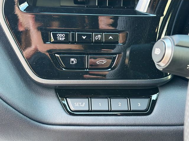 New 2026 Lexus TX 500h AWD image 37