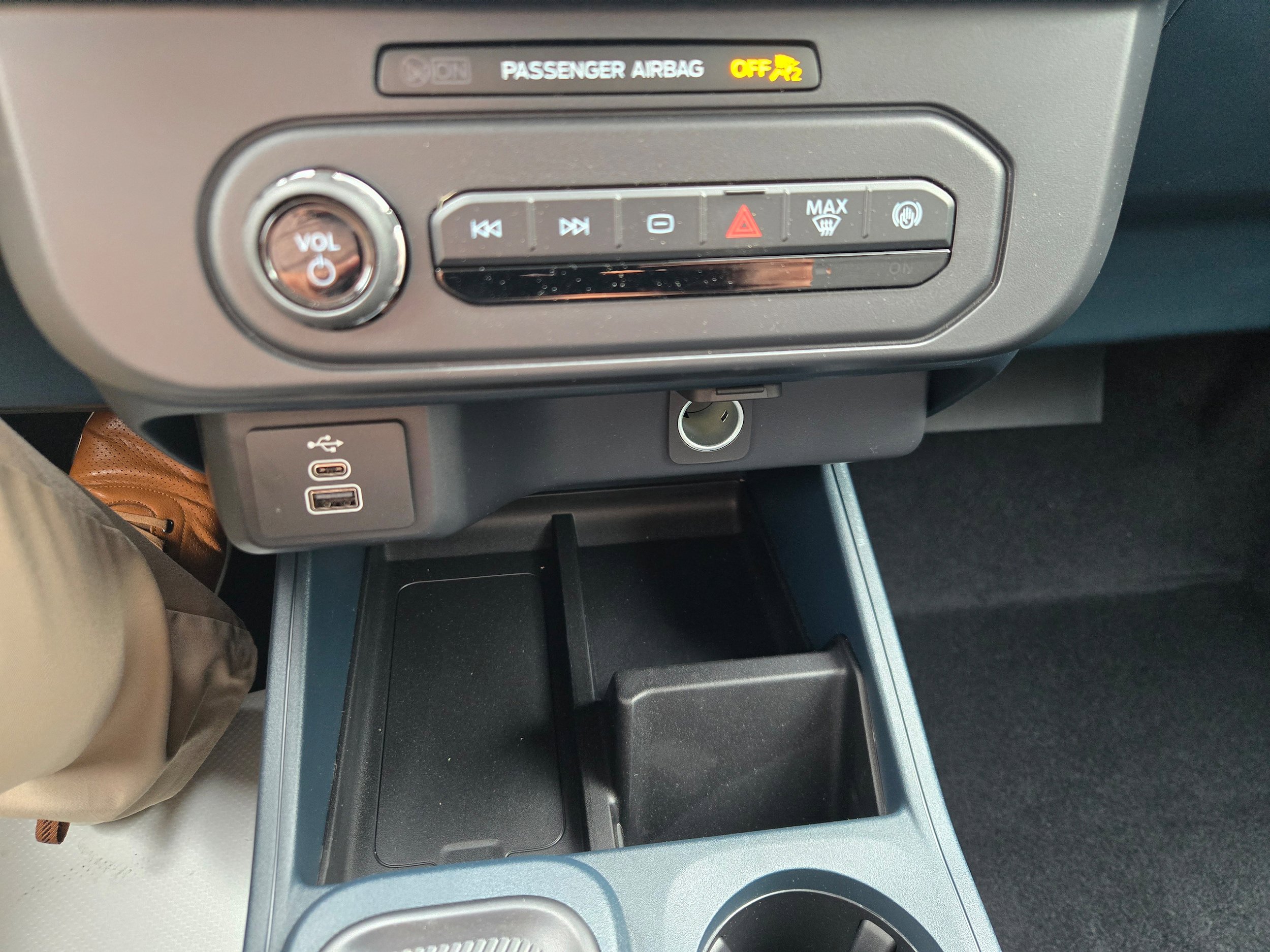 New 2026 Ford Maverick XL FWD image 19