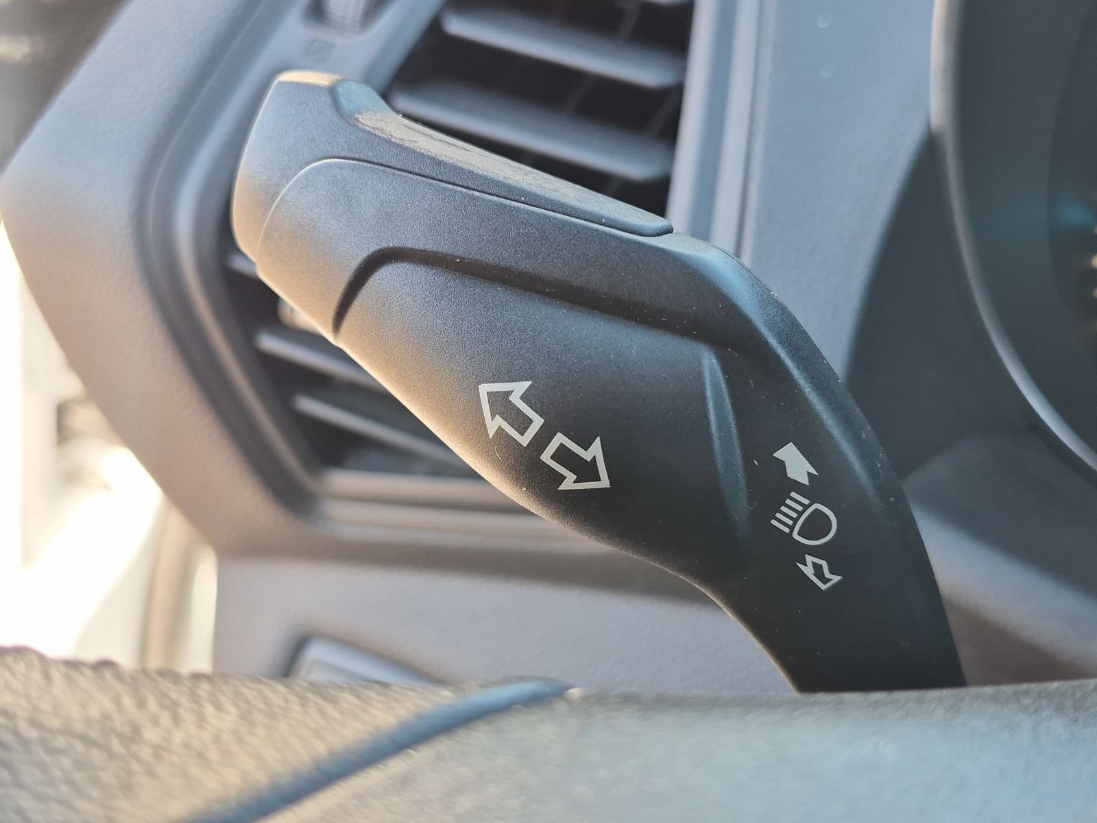 Used 2019 Ford Escape SE AWD/4WD image 24