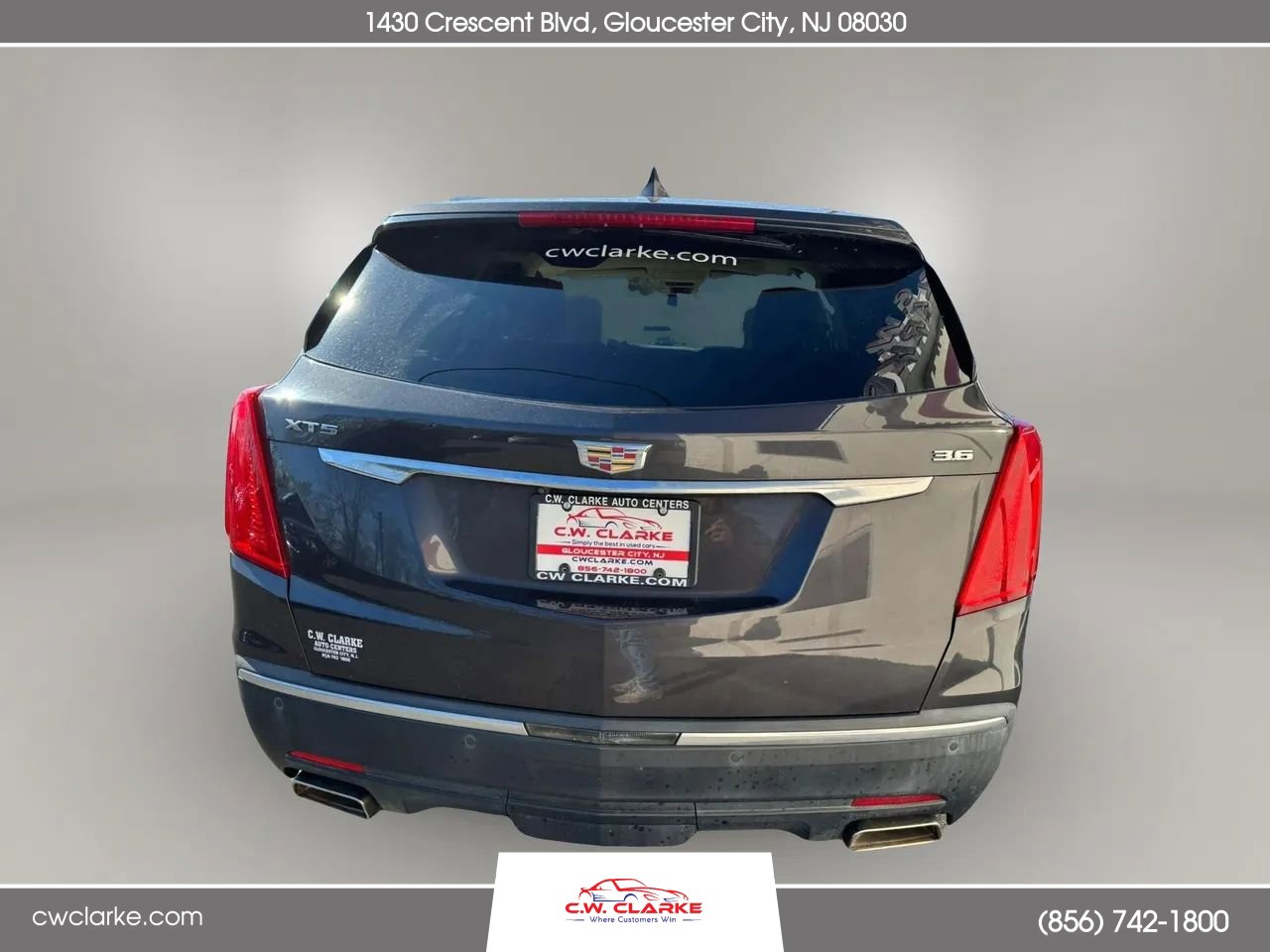 Used 2017 Cadillac XT5 Luxury w/ Driver Awareness Package image 6