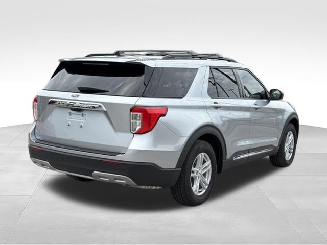 Used 2023 Ford Explorer XLT w/ Equipment Group 202A RWD image 7