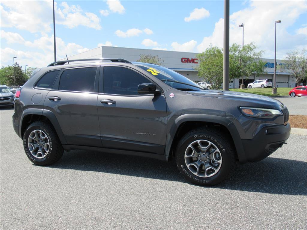 Used 2022 Jeep Cherokee Trailhawk w/ Premium Leather Package AWD/4WD image 2