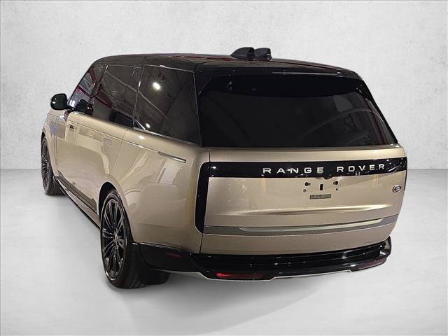 Certified 2023 Land Rover Range Rover Long Wheelbase SE AWD/4WD image 7