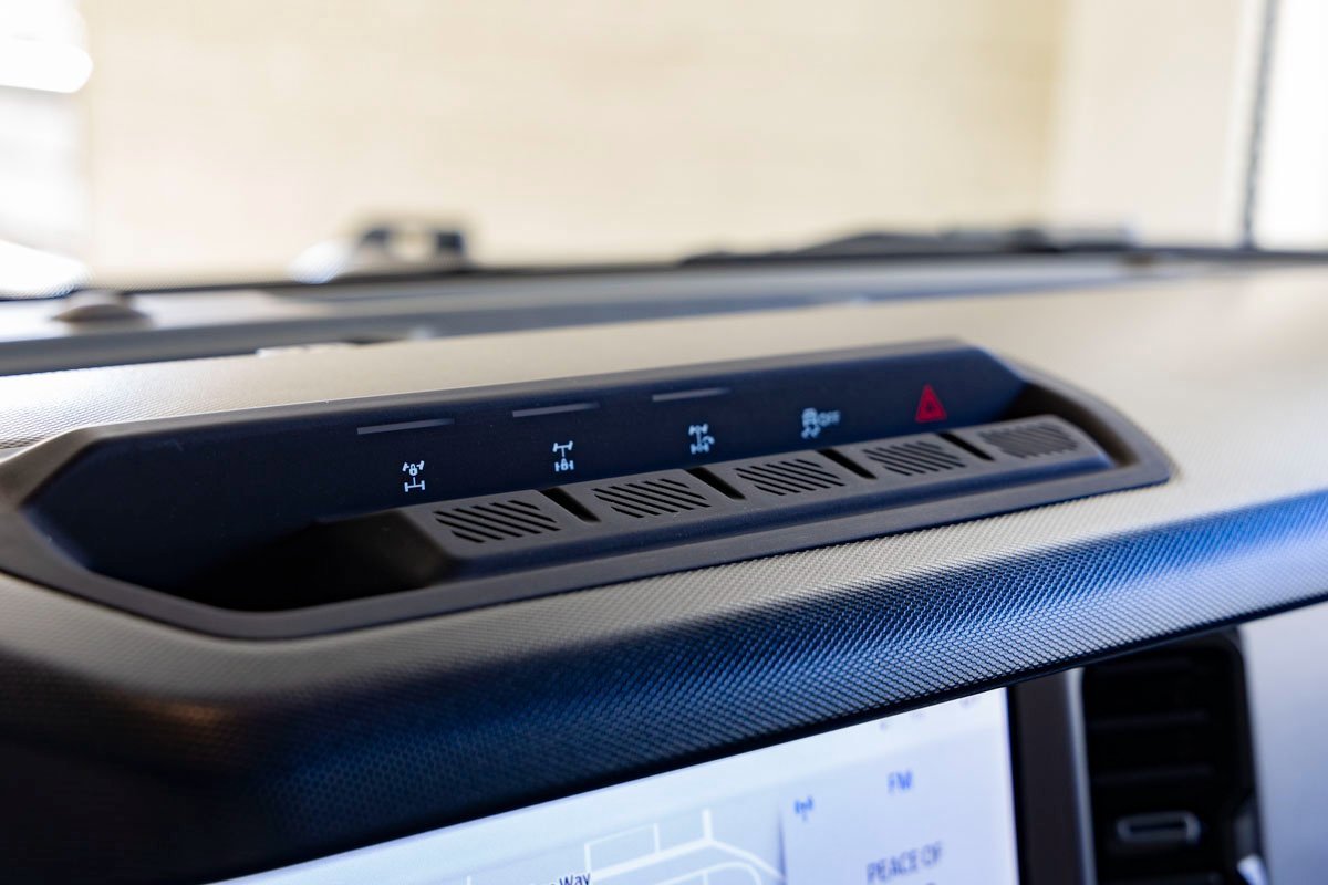 Used 2023 Ford Bronco Outer Banks w/ Sasquatch Package image 26