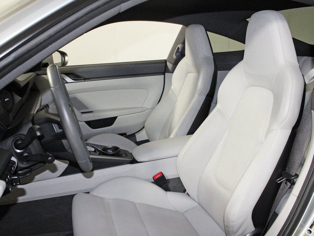 Certified 2022 Porsche 911 Carrera S image 5