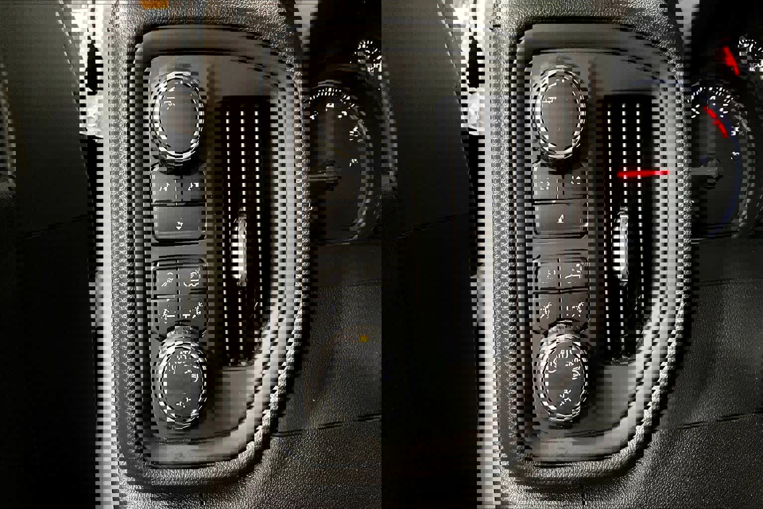 Used 2025 Chevrolet Silverado 2500 Custom w/ Custom Value Package image 35