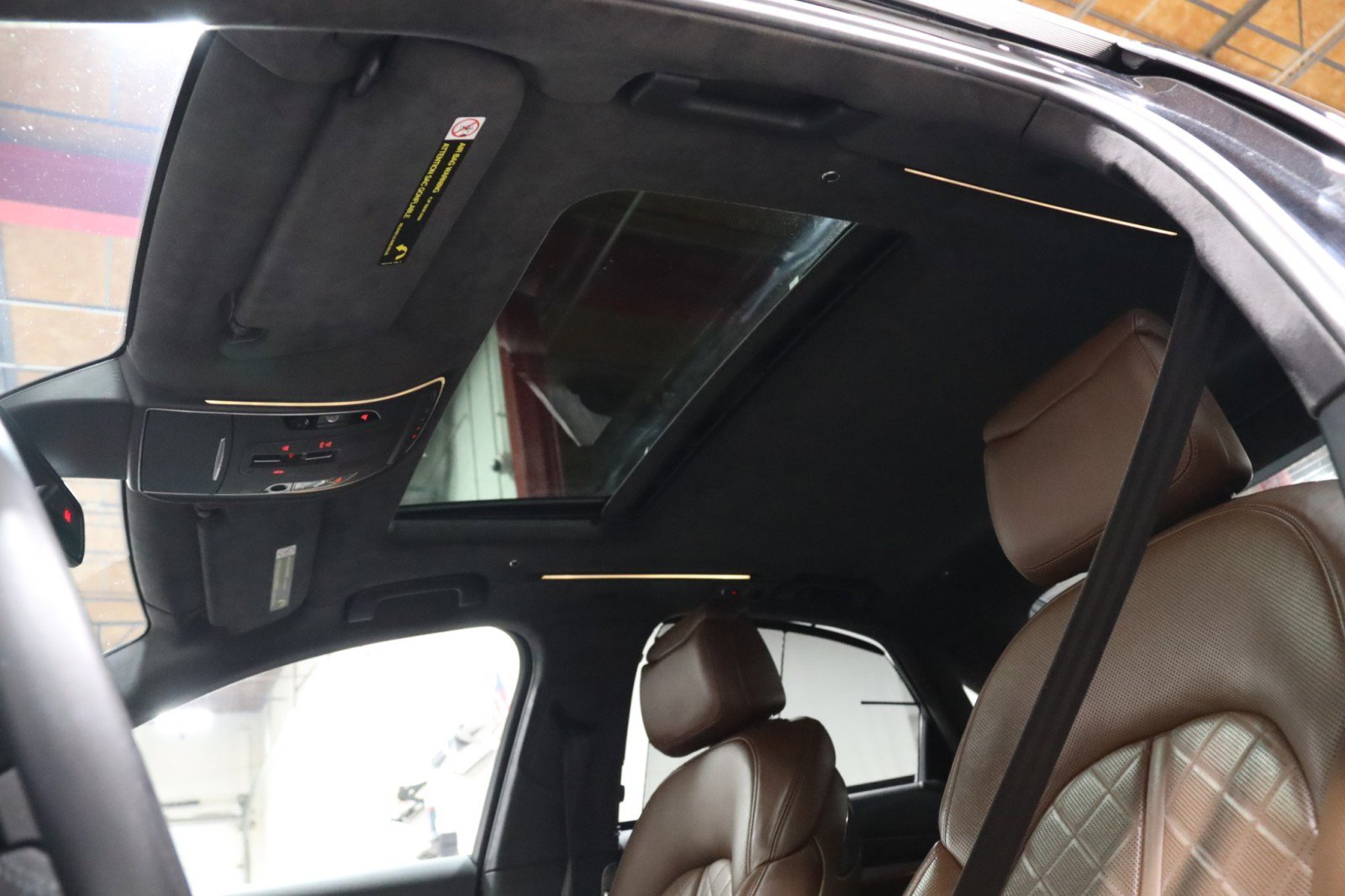 Used 2014 Audi S8 AWD/4WD image 67